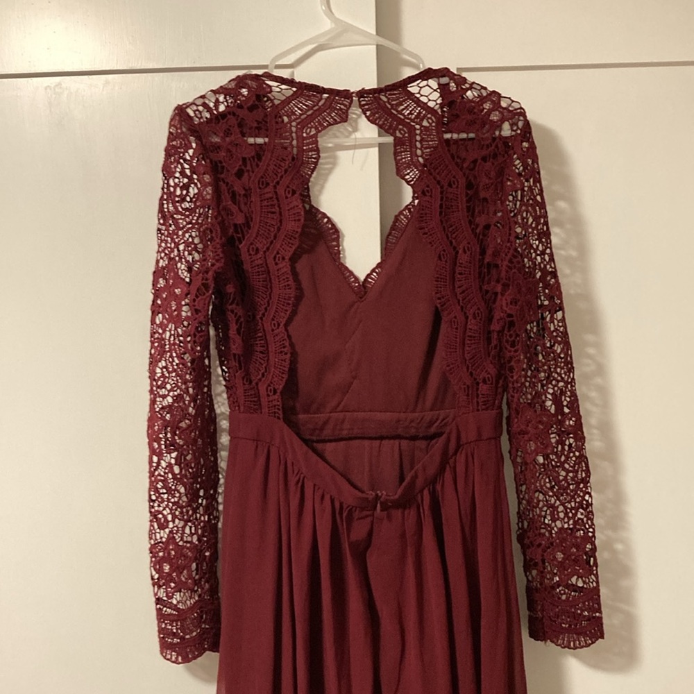 Lulus Formal - Picture 3 of 4